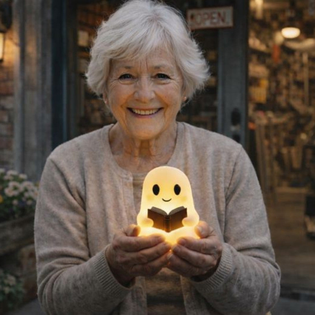 Cozy Ghost – A little spirit that brings warmth & light